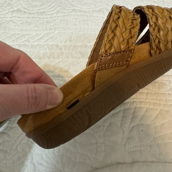 BareTraps Tan and Brown Braided Sandals - Picture 6 of 7